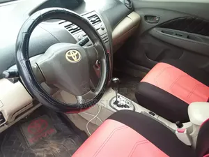 Toyota Belta 2010 Black
