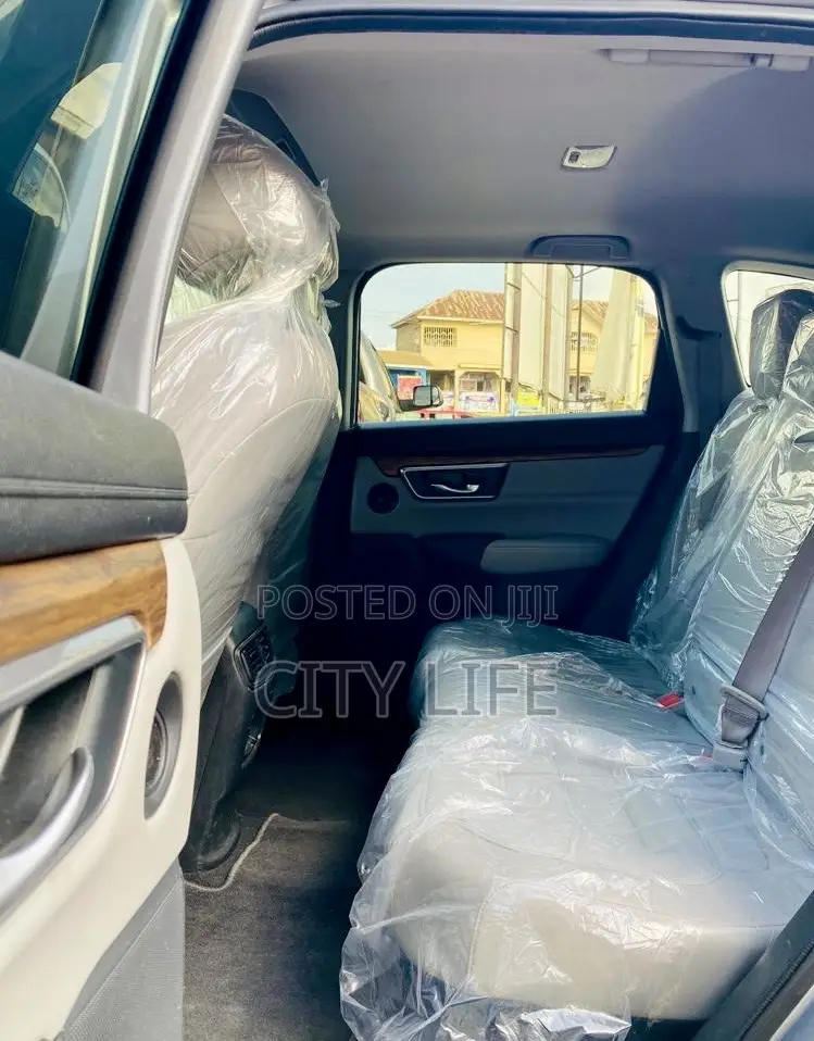 Honda CR-V Touring AWD 2019 Silver