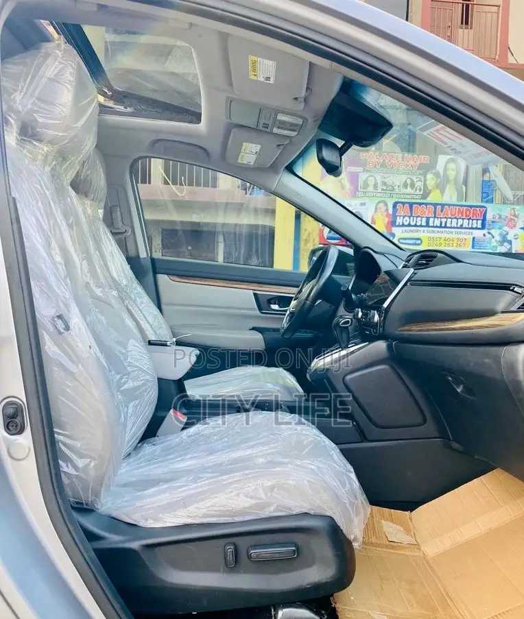 Honda CR-V Touring AWD 2019 Silver