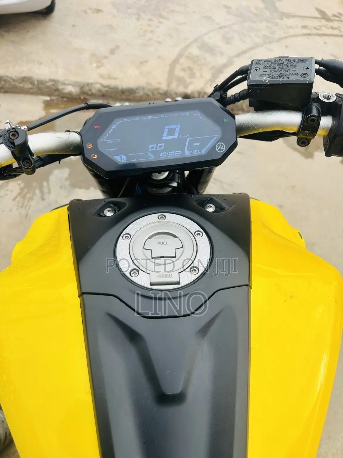 Yamaha FZ 2022 Yellow