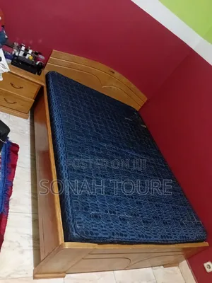 Double Bed Frame With Mattress – Neatly Used
