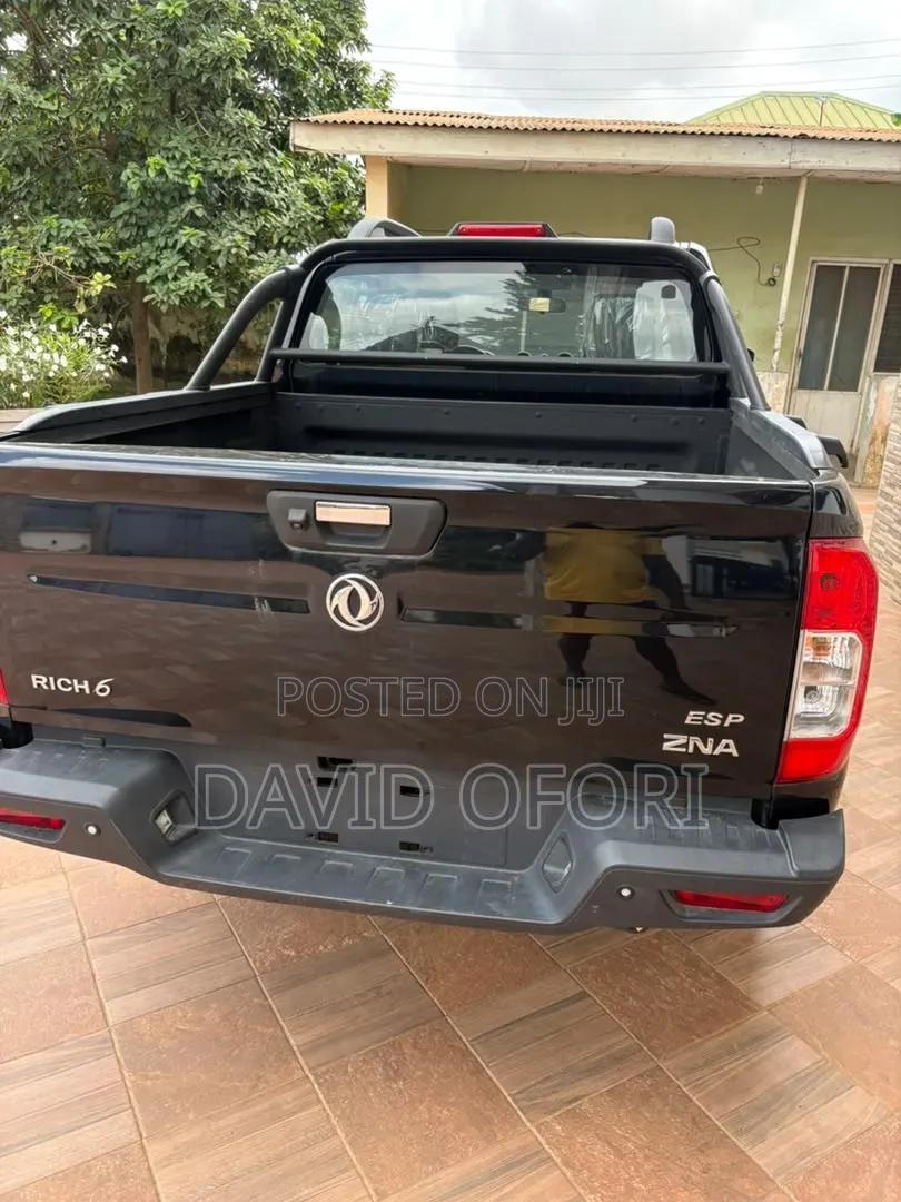 New Dongfeng Rich 6 2025 Black