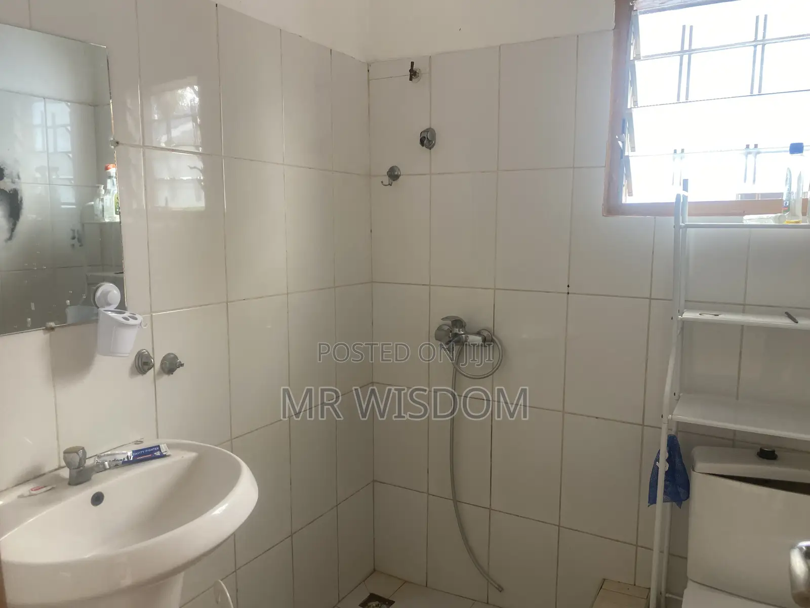 2bdrm House in Lakeside Estate for rent