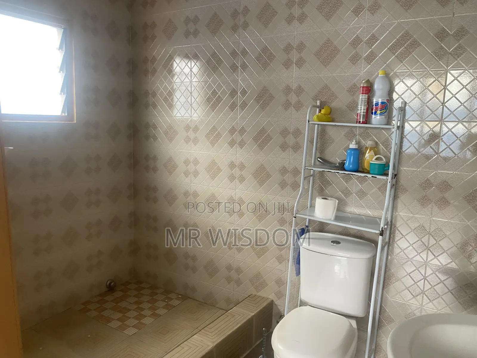 2bdrm House in Lakeside Estate for rent