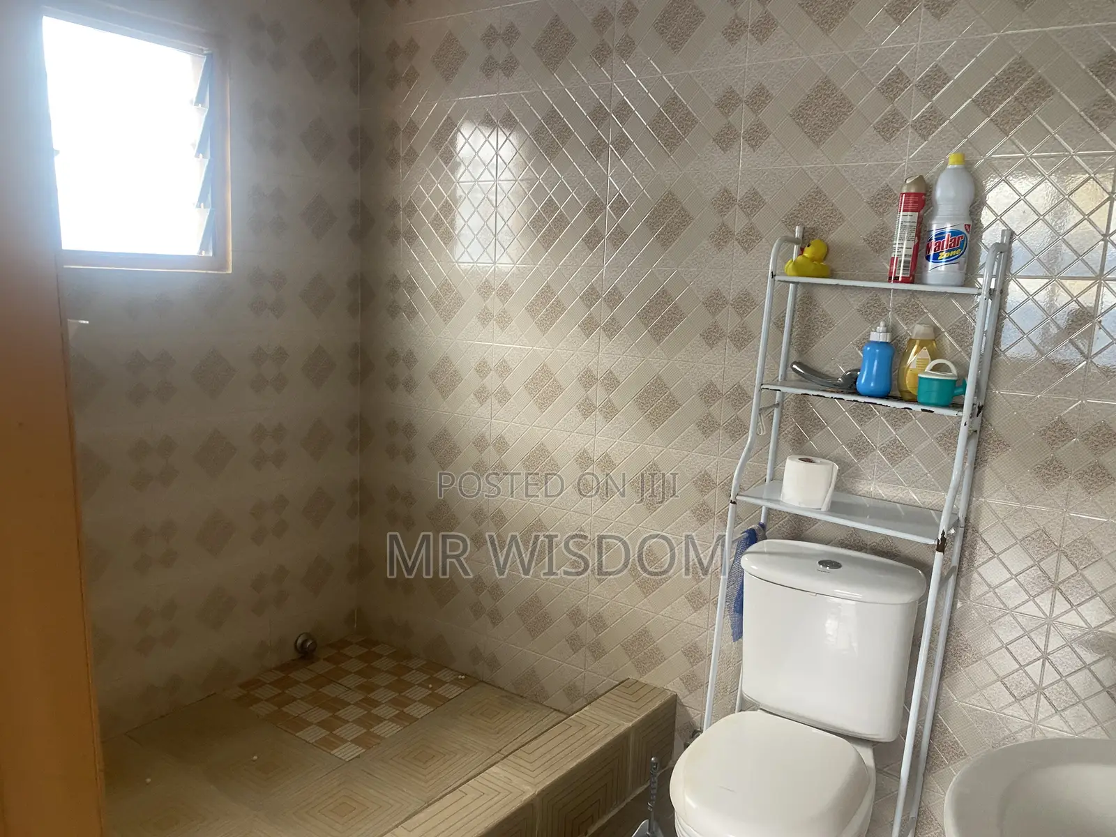 2bdrm House in Lakeside Estate for rent