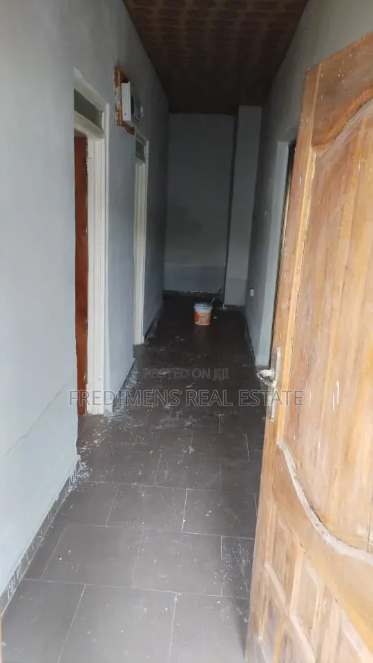 4bdrm House in Fredimens Real, Kumasi Metropolitan for sale