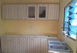 4bdrm House in Ashongman  Estates, Police Station for sale