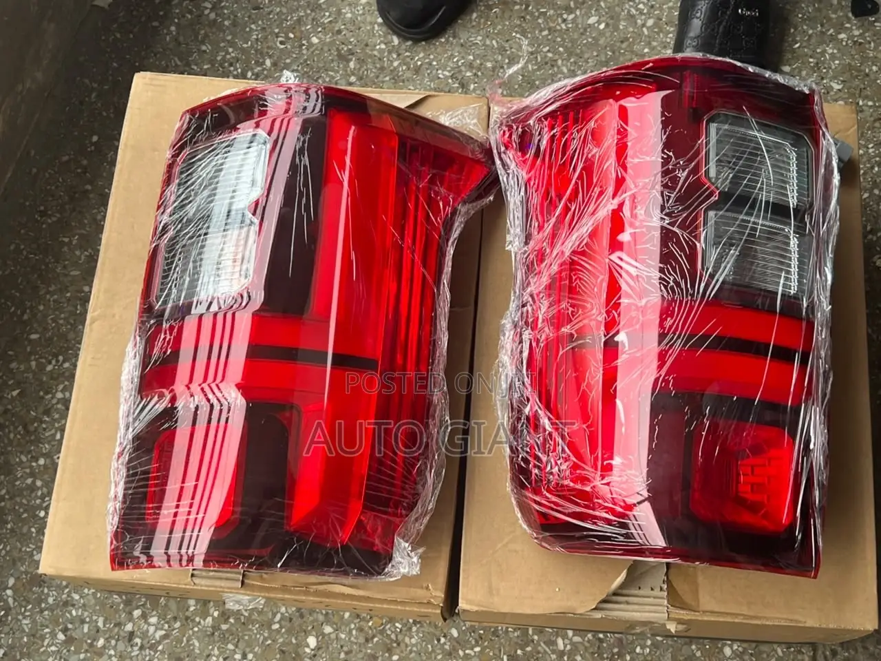 L200 2024 Led Tail Light Pair