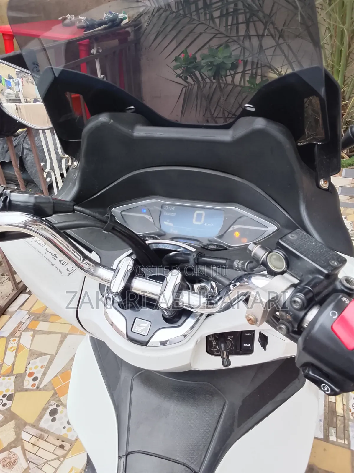 Honda 2022 White