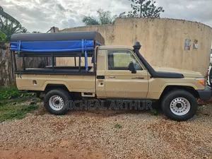 Toyota Land Cruiser 2012 Beige