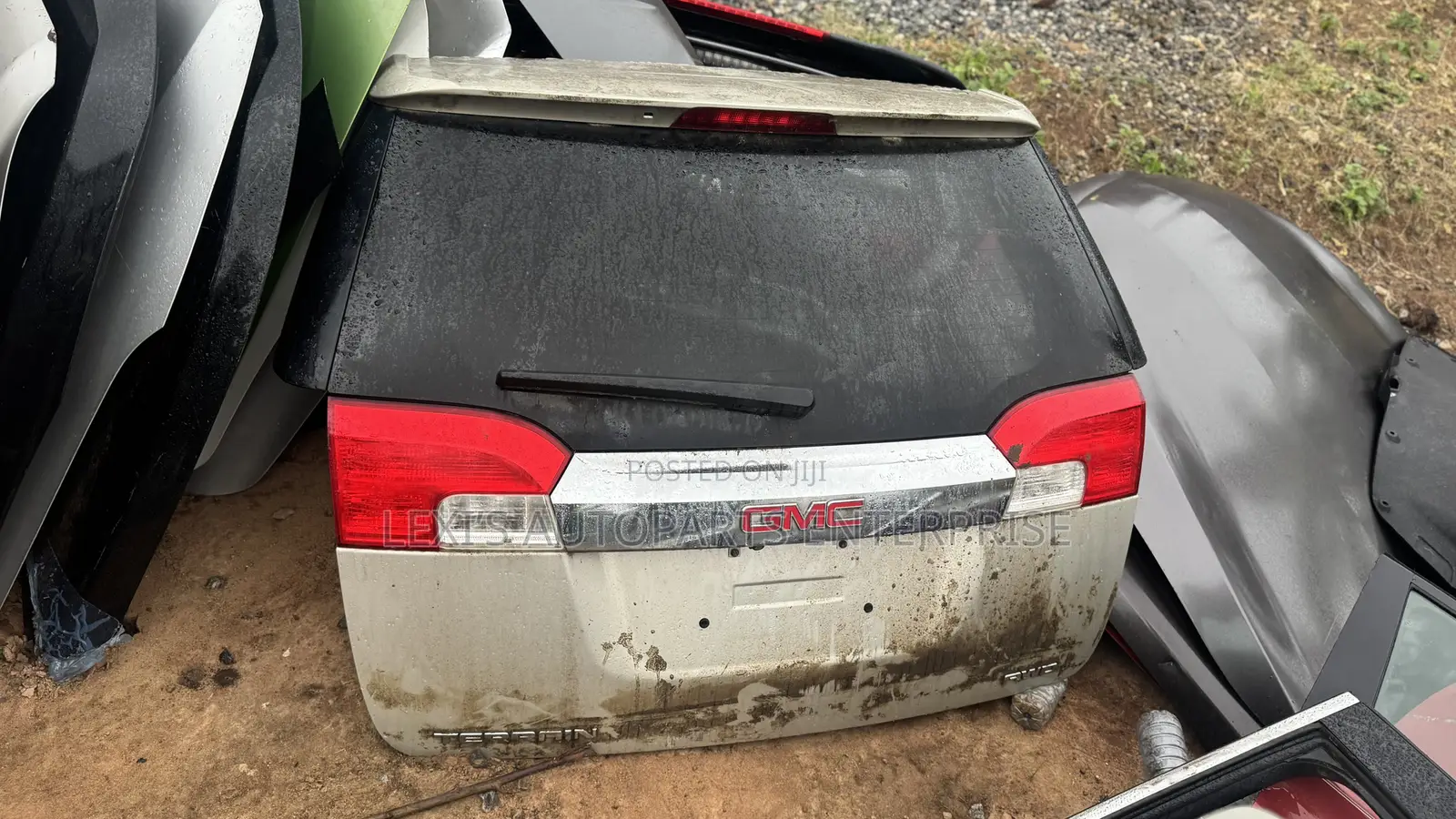 GMC TERRAIN 2010,2011,2012,2013,2014,2015 Tailgate and Hood Available
