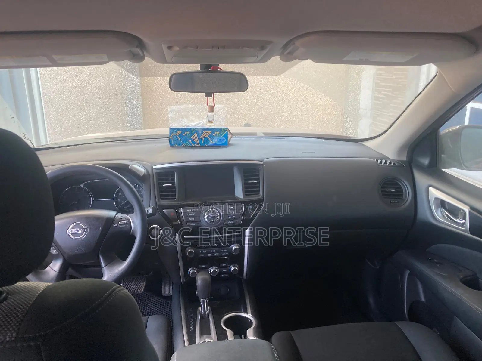 Nissan Pathfinder SV 4x4 2018 Red