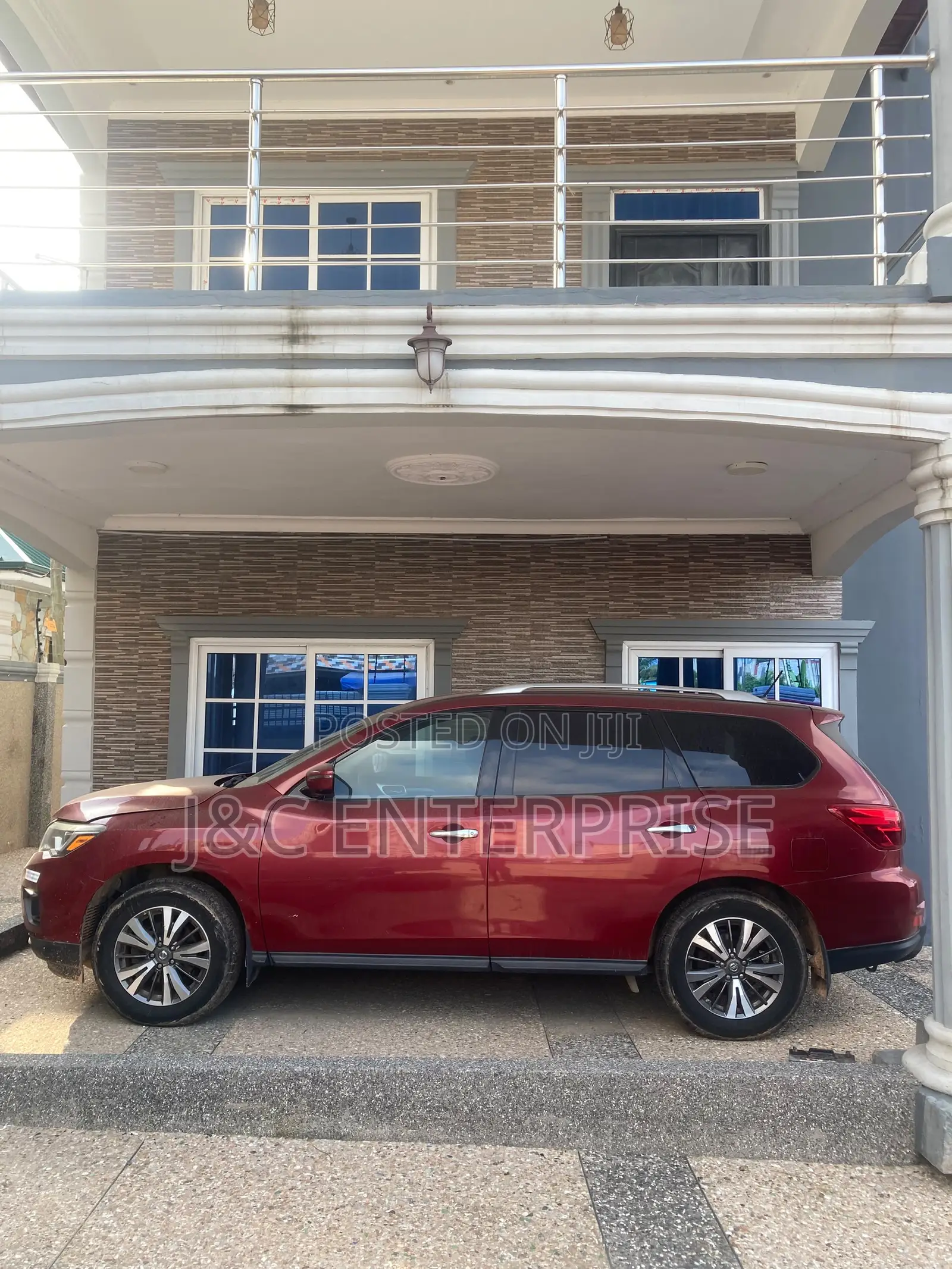 Nissan Pathfinder SV 4x4 2018 Red
