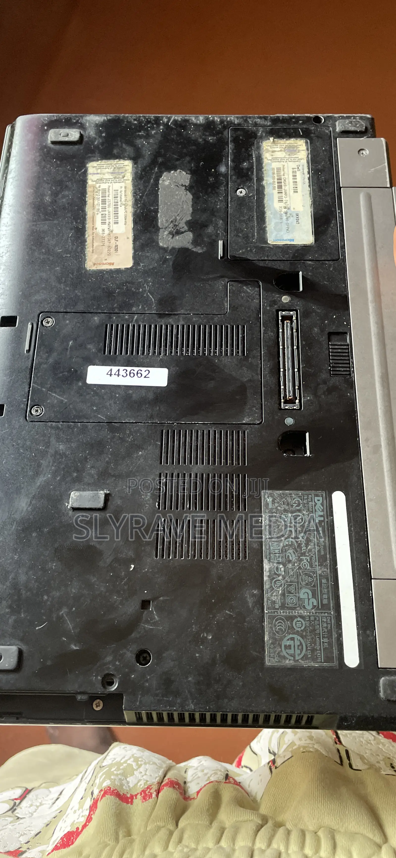 Laptop Dell Latitude E4310 4GB Intel Core i5 HDD 500GB