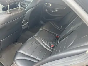 Mercedes-Benz C300 Luxury 4Matic Sedan AWD (2.0L 4cyl 7A) 2016 Black