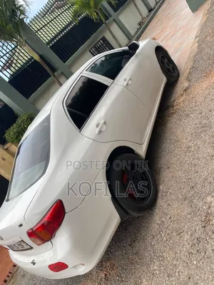 Toyota Corolla 2010 White