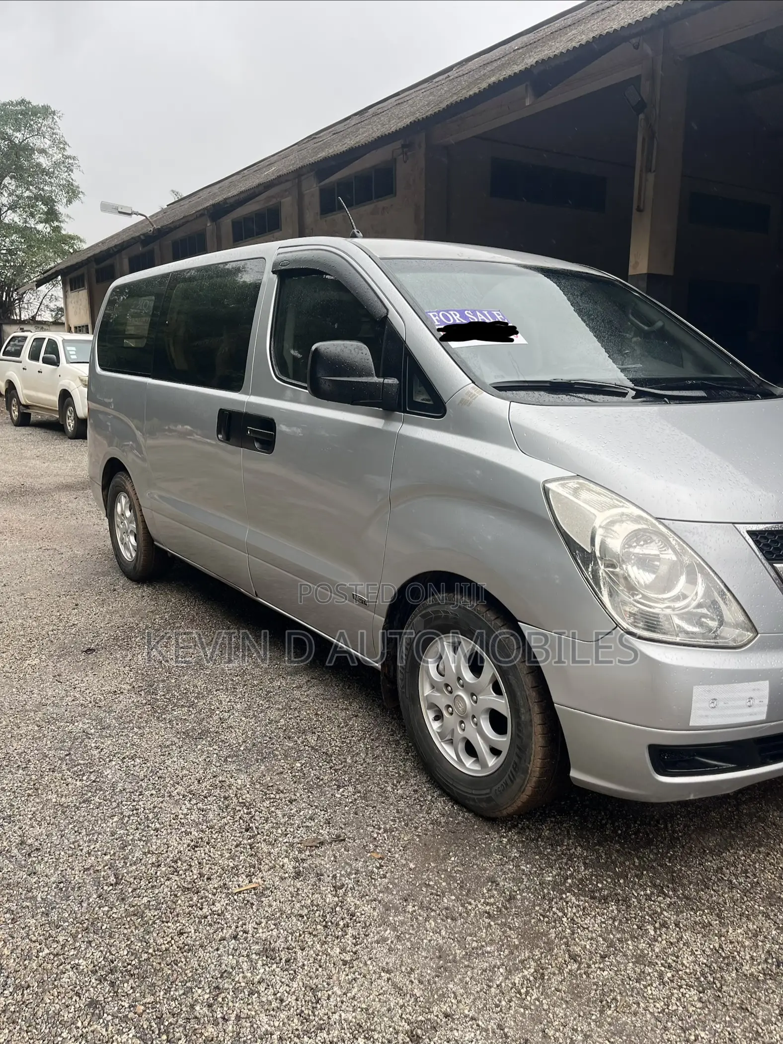 Hyundai Starex 2013 Silver