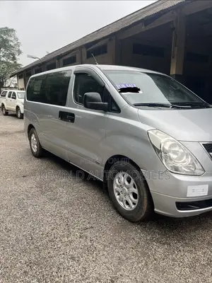 Hyundai Starex 2013 Silver
