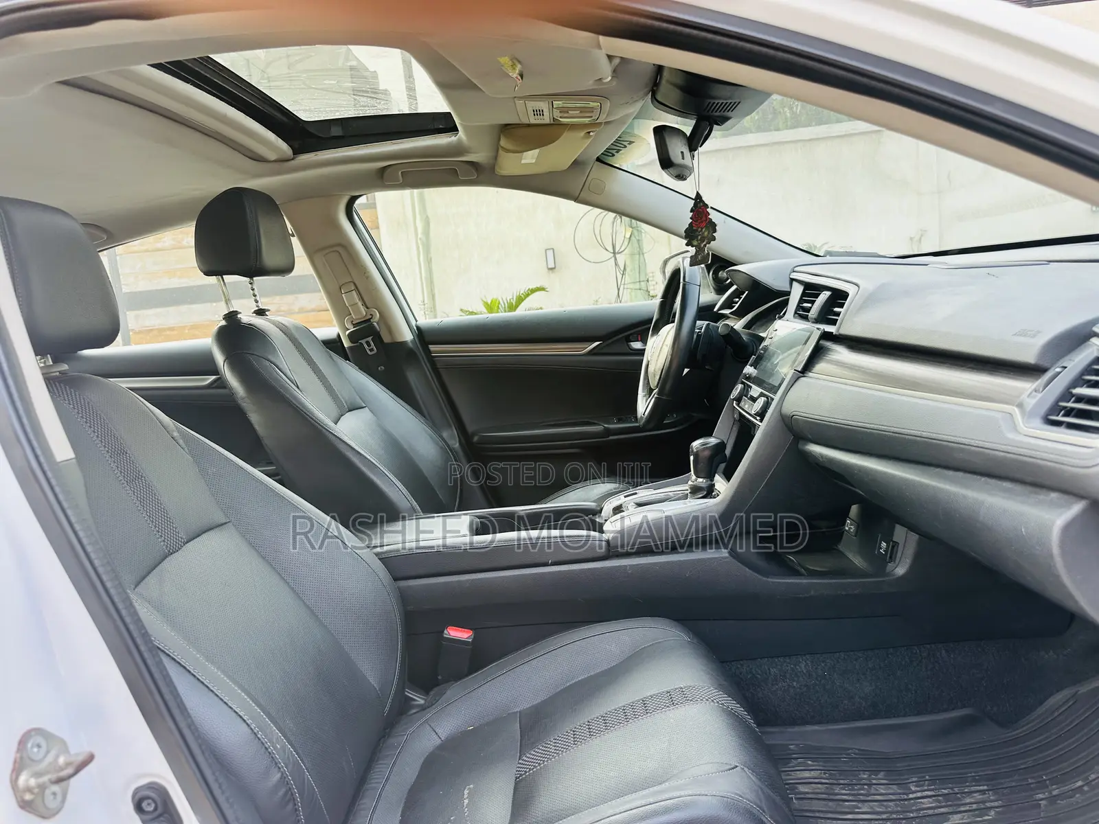 Honda Civic Touring Sedan 2020 White