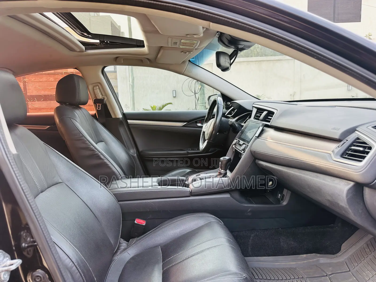 Honda Civic Touring 4dr Sedan (1.5L 4cyl) 2016 Black