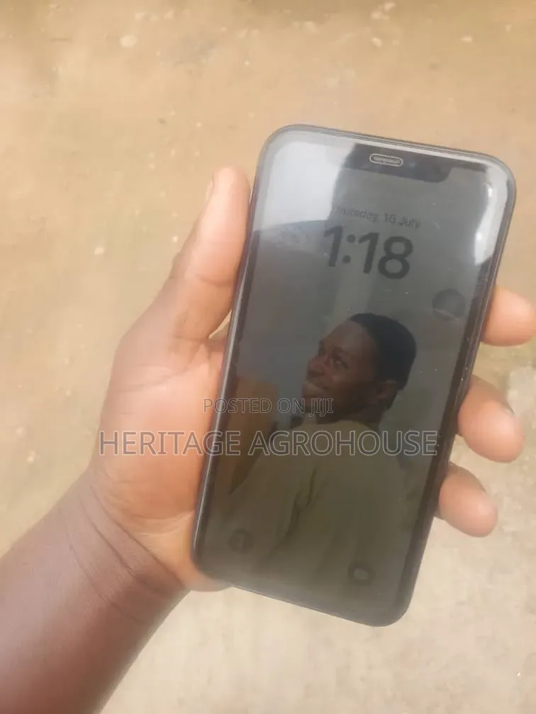 Apple iPhone 11 128 GB Black