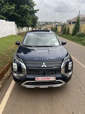 Mitsubishi Outlander 2024 Blue