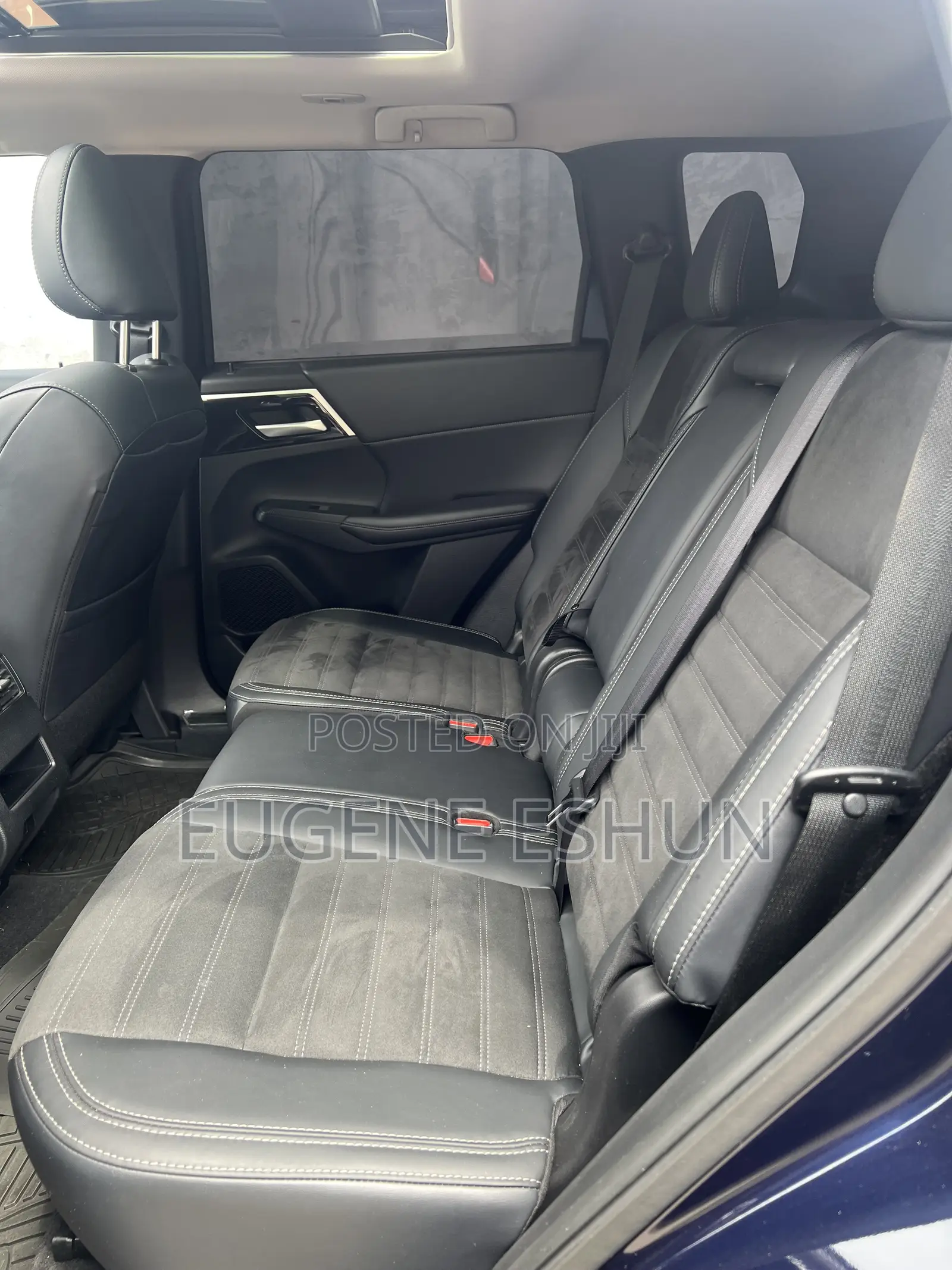 Mitsubishi Outlander 2024 Blue