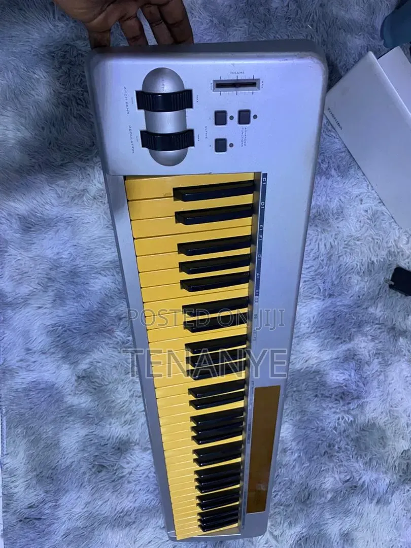 M-Audio Keystation 61es MIDI Keyboard Controller