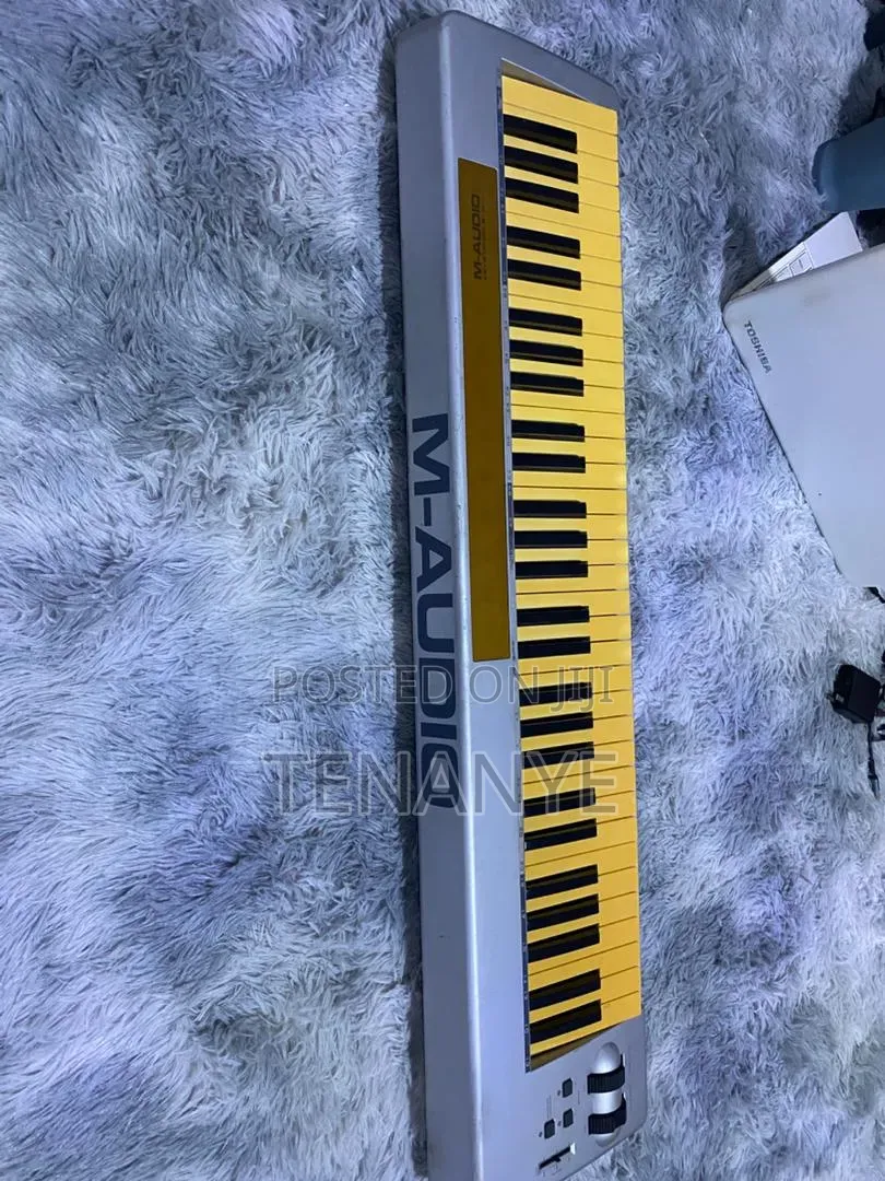 M-Audio Keystation 61es MIDI Keyboard Controller