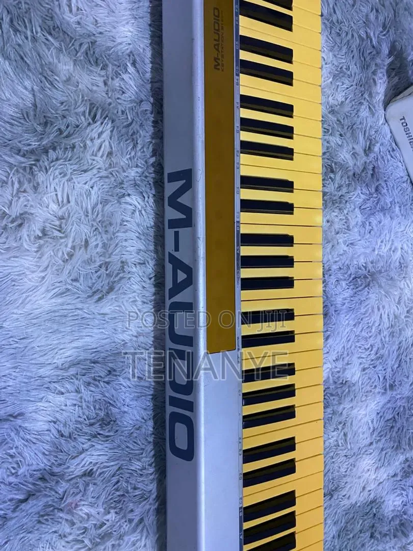 M-Audio Keystation 61es MIDI Keyboard Controller