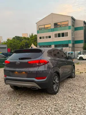 Hyundai Tucson SE FWD 2018 Gray
