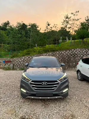 Hyundai Tucson SE FWD 2018 Gray
