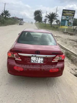 Toyota Corolla LE 4dr Sedan (1.8L 4cyl 4A) 2013 Red