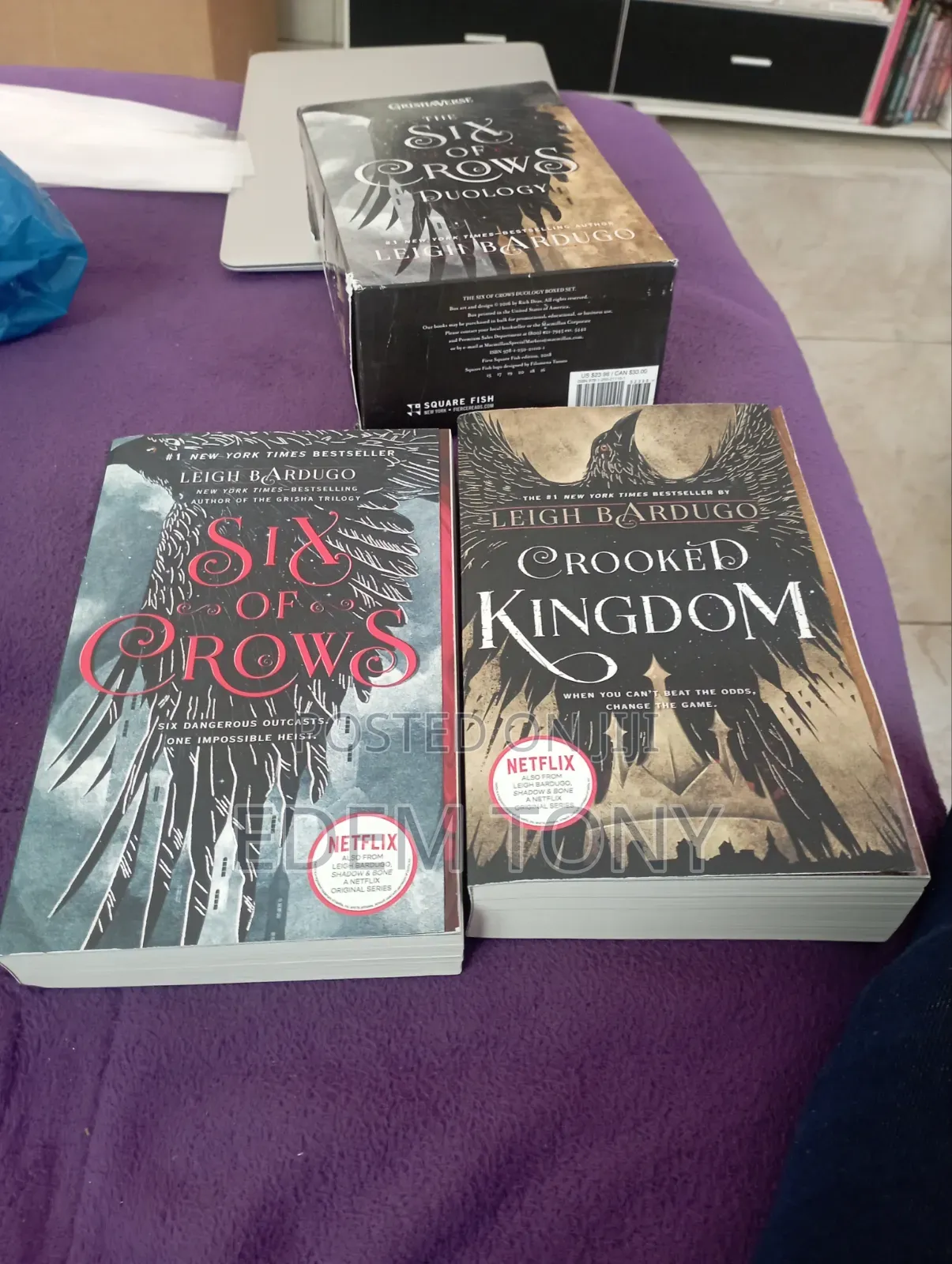 Six of Crows Duology by Leigh Bardugo; Six of Crows Crooked Kingdom.