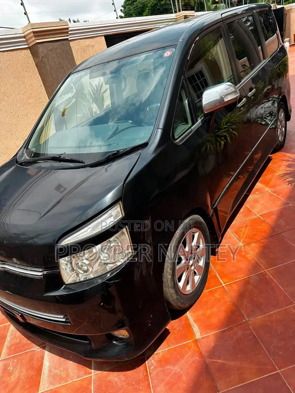 Toyota Voxy 2010 Matt Black