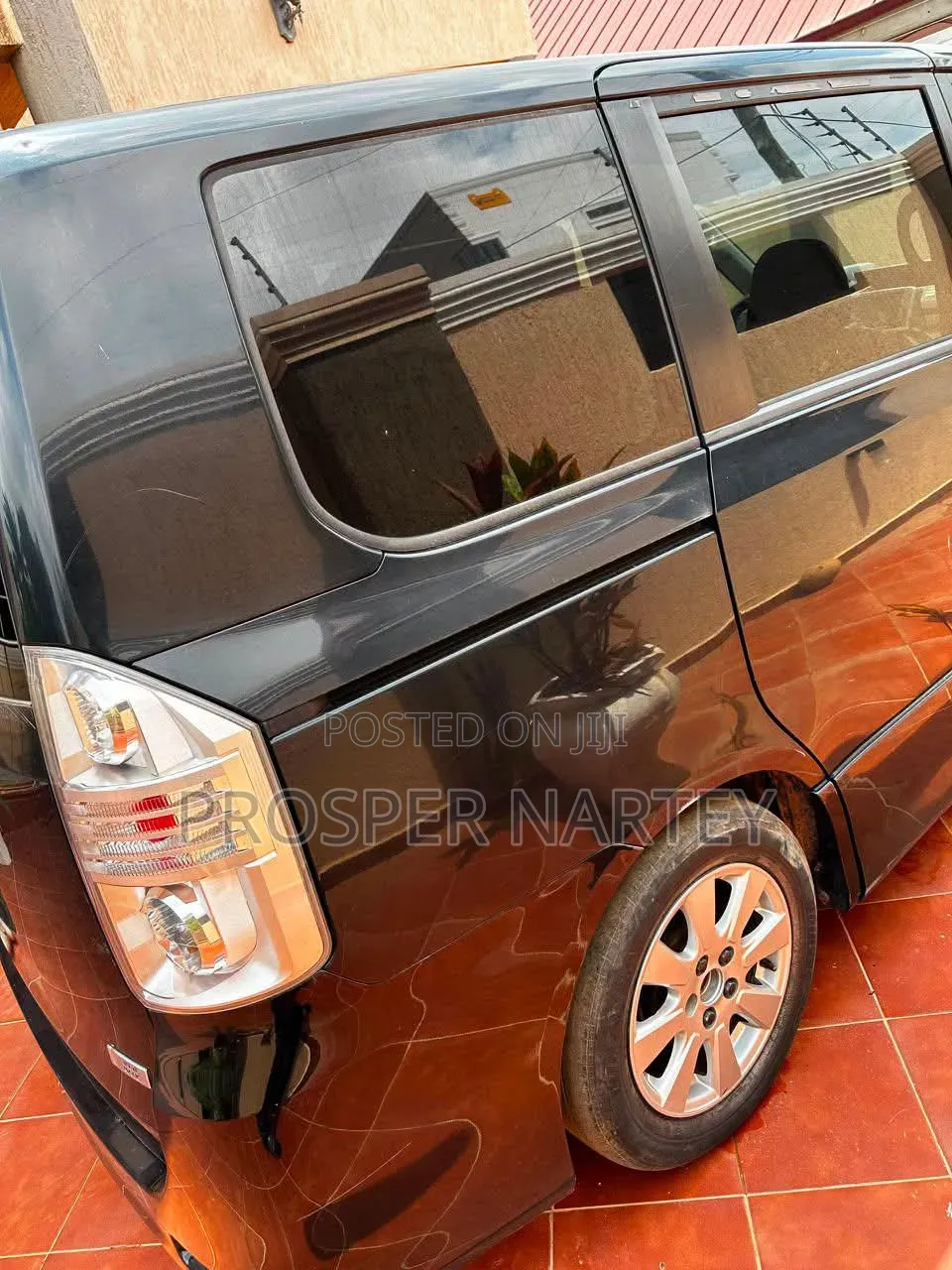 Toyota Voxy 2010 Matt Black
