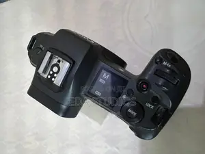 Canon Eos R