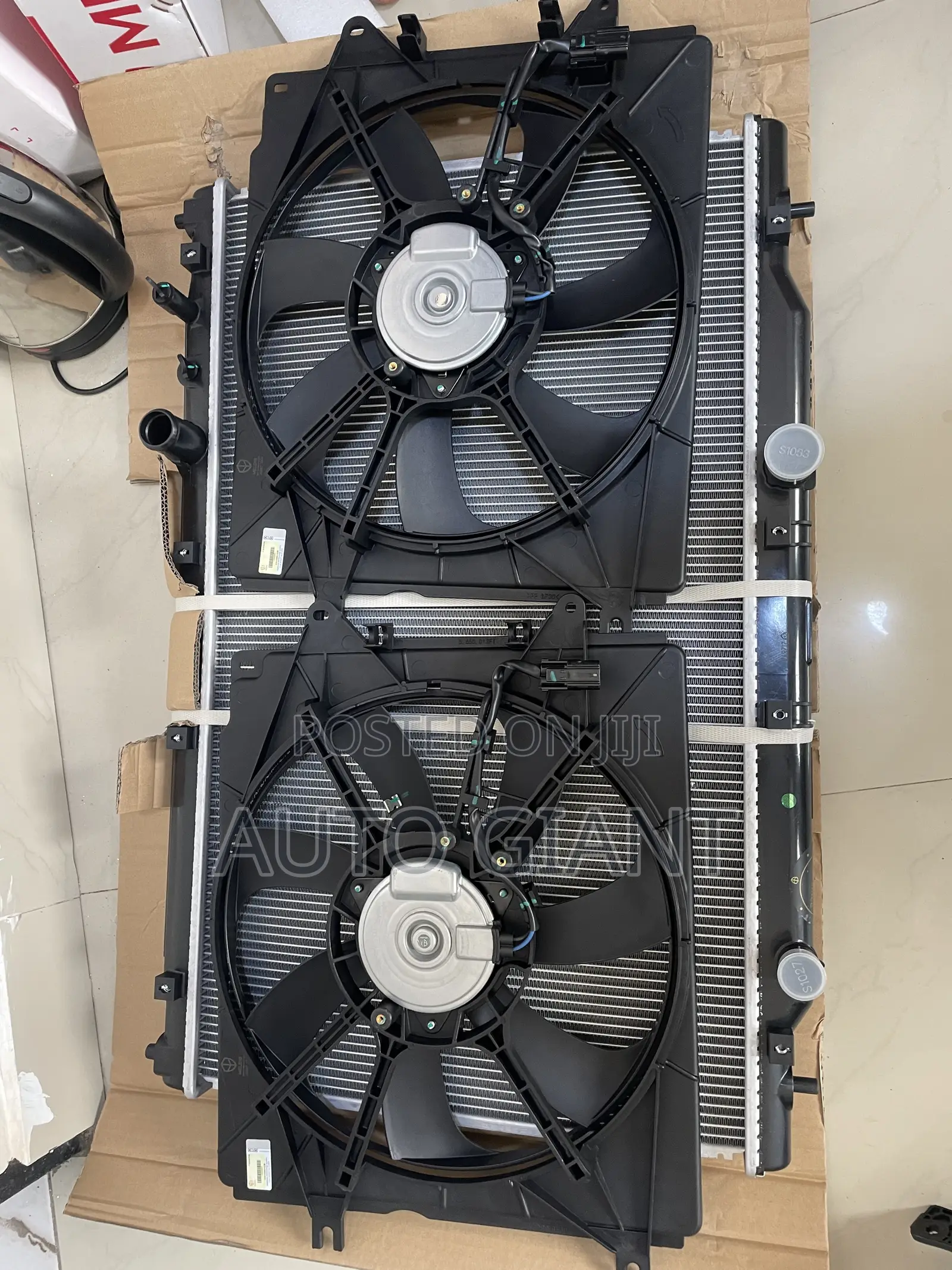 CRV 2023 Fan Pair and Radiator Tank