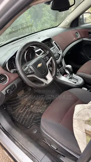 Chevrolet Cruze 2LT 2012 Silver