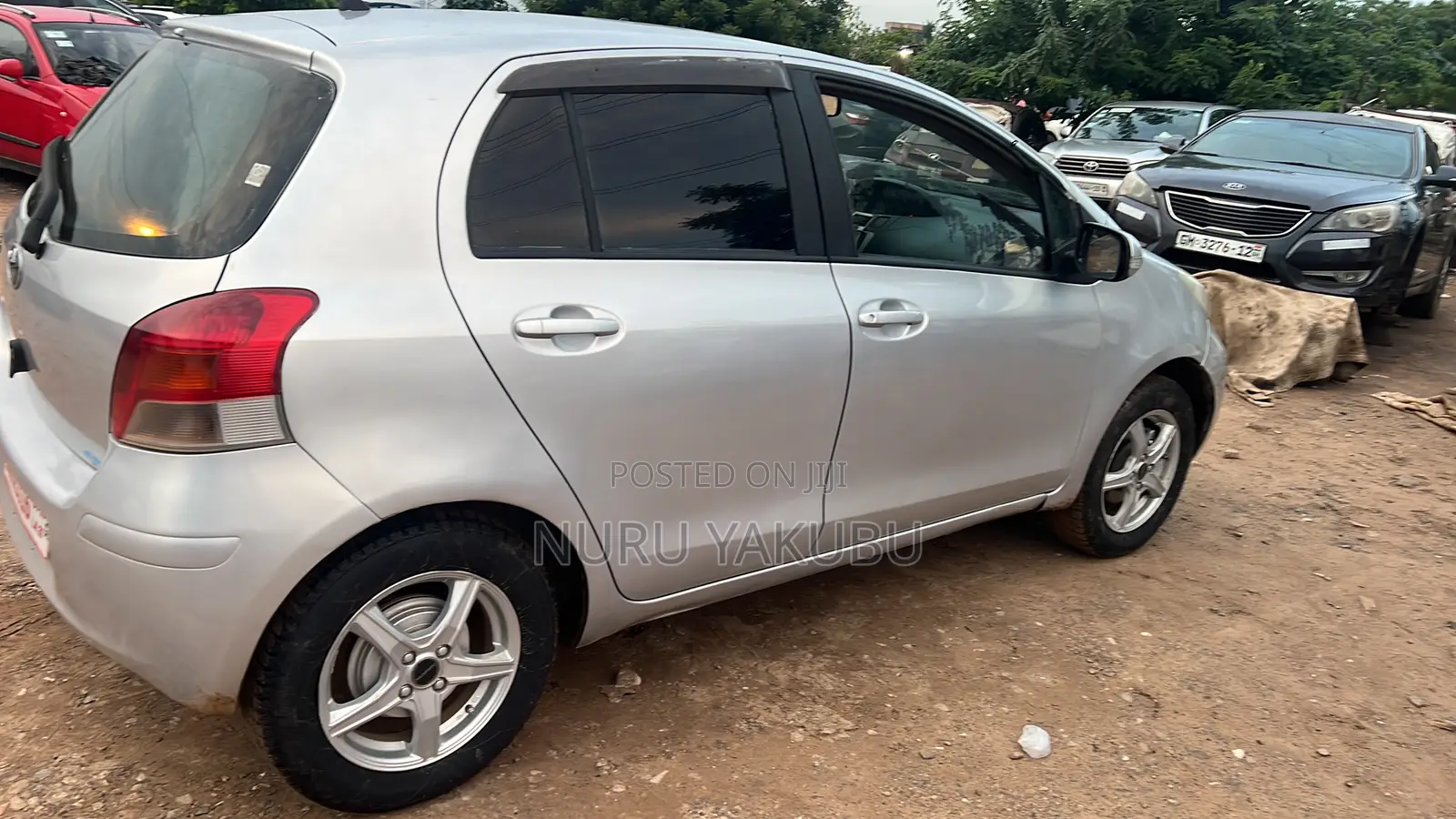Toyota Vitz 1.0 FWD 3dr 2010 Silver