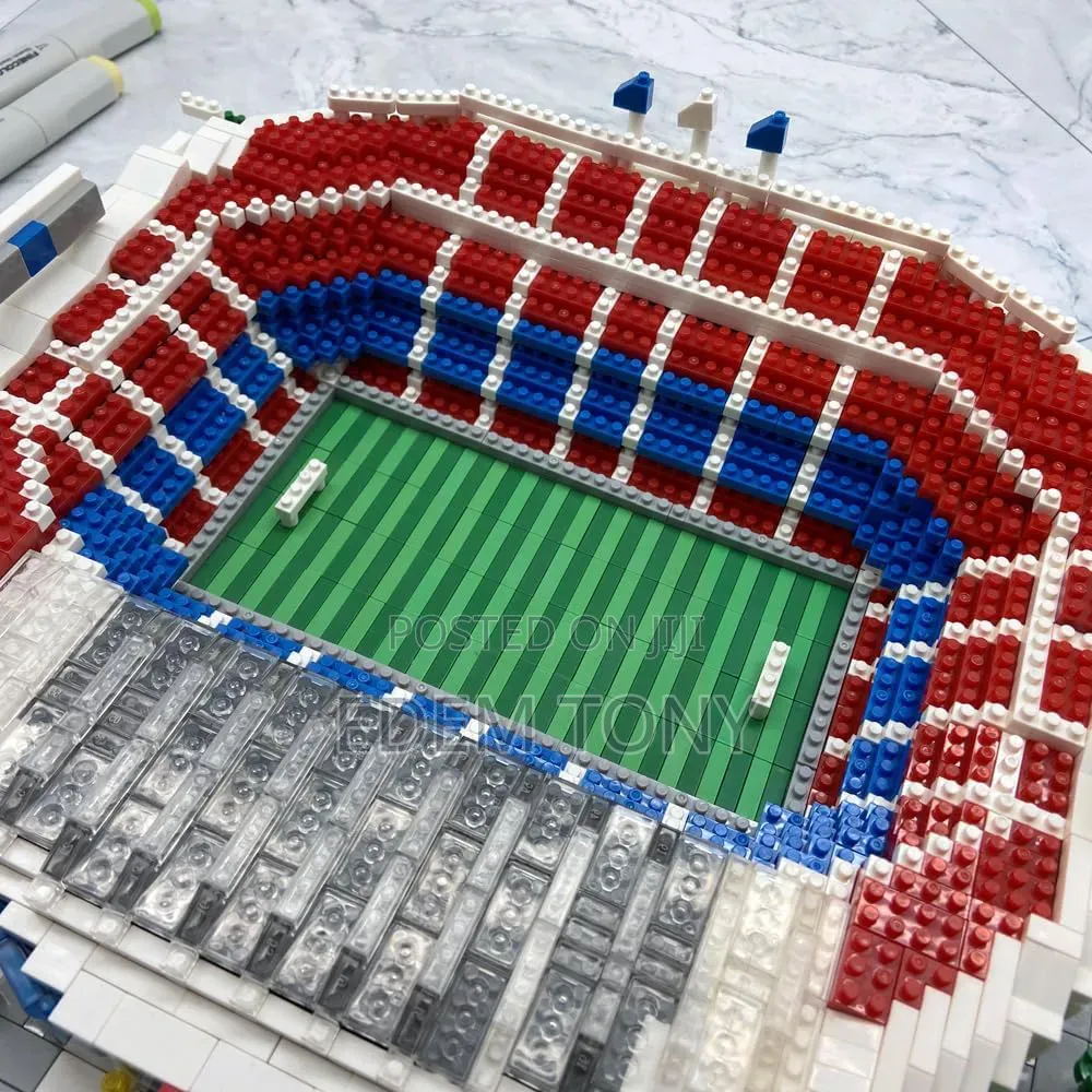 Camp Nou Stadium: FC Barcelona Micro-Particle Lego Building Block Set