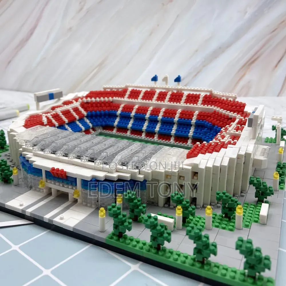 Camp Nou Stadium: FC Barcelona Micro-Particle Lego Building Block Set