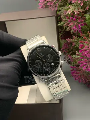 DW Watch Chronograph