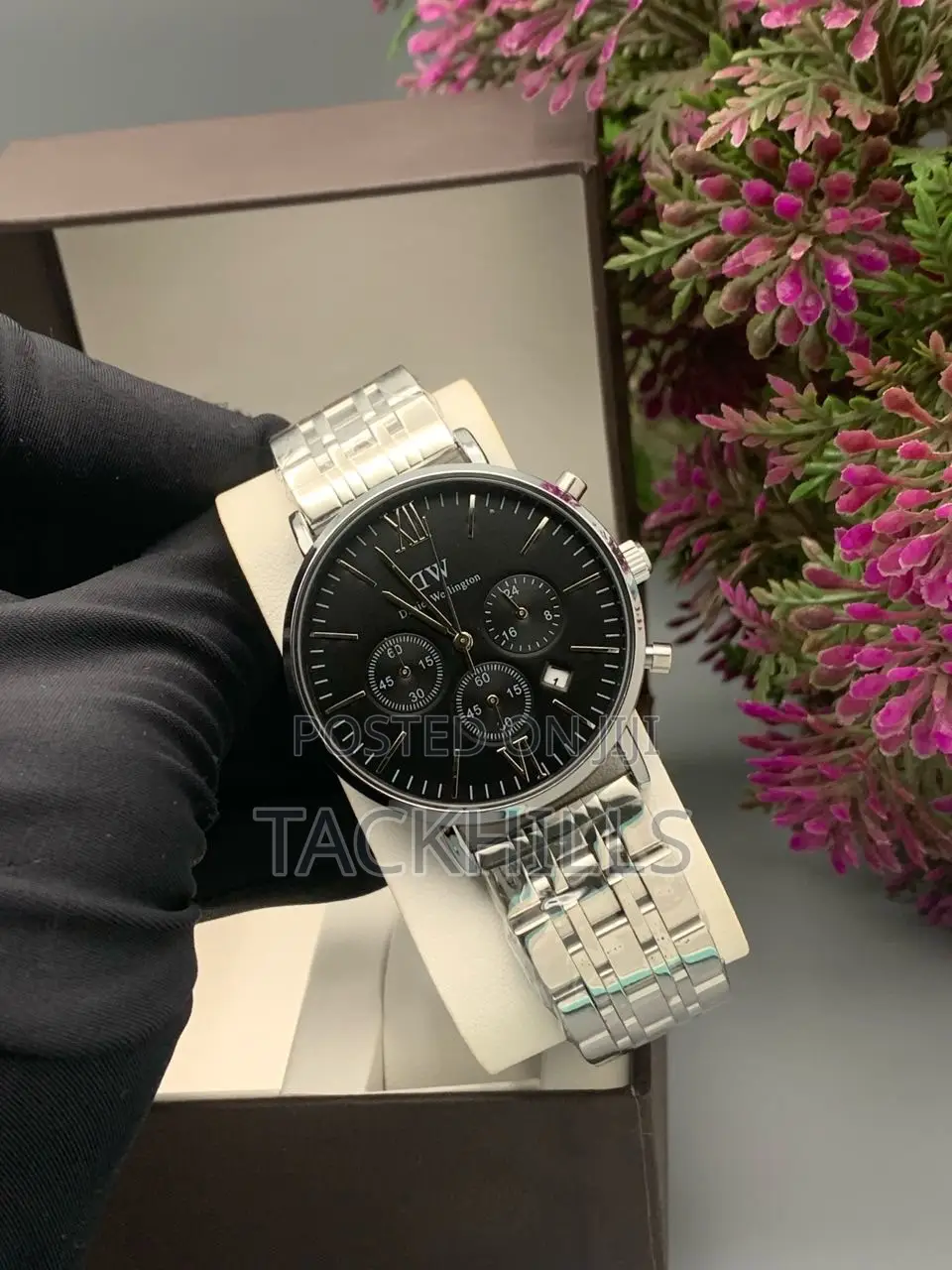 DW Watch Chronograph
