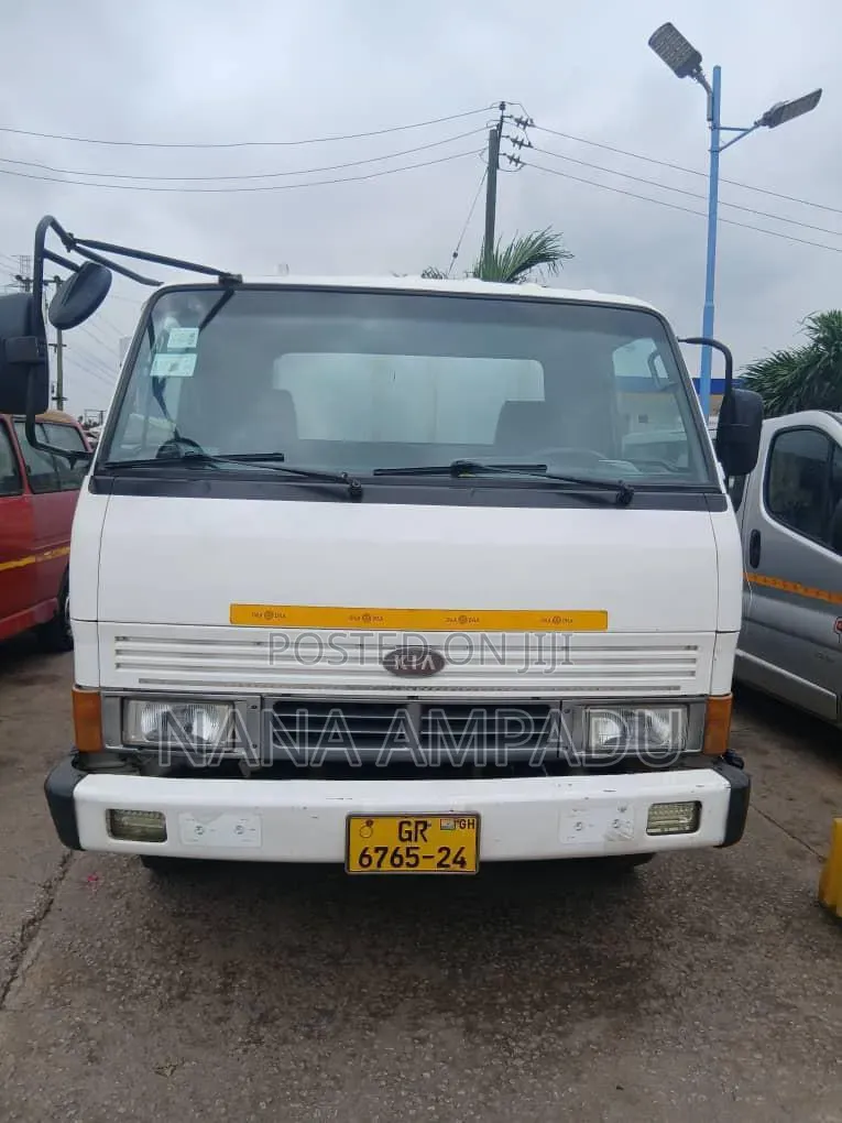 Kia Rhino 1