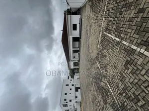 4bdrm House in Laryea Homes, American House for rent