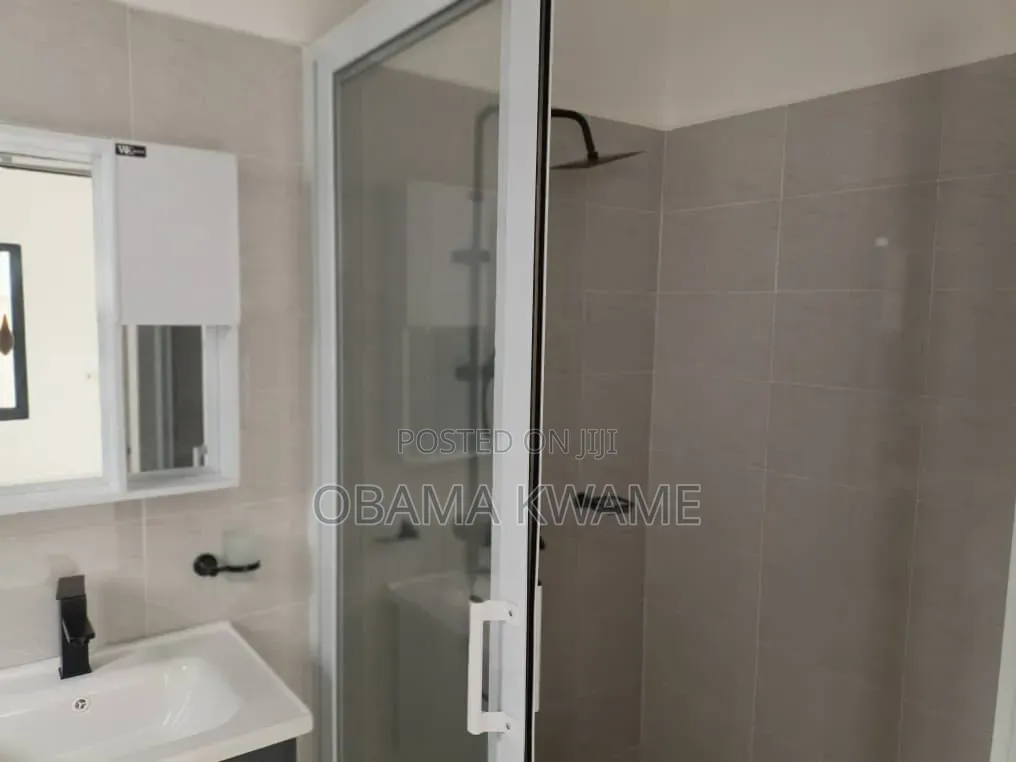 4bdrm House in Laryea Homes, Oyarifa Mall Area for rent