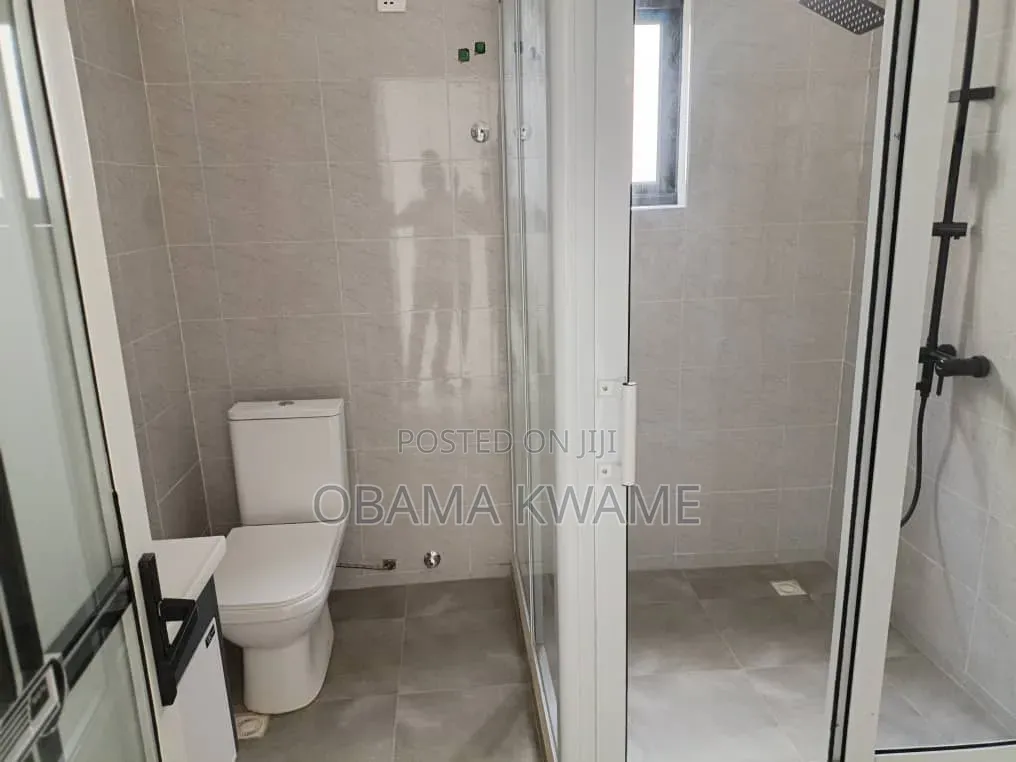 4bdrm House in Laryea Homes, Oyarifa Mall Area for rent