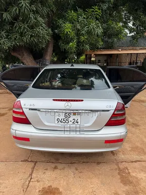 Mercedes-Benz 220E 2006 Gray