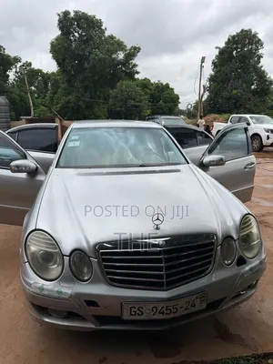 Mercedes-Benz 220E 2006 Gray